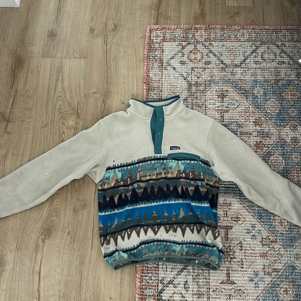 Patagonia sweater